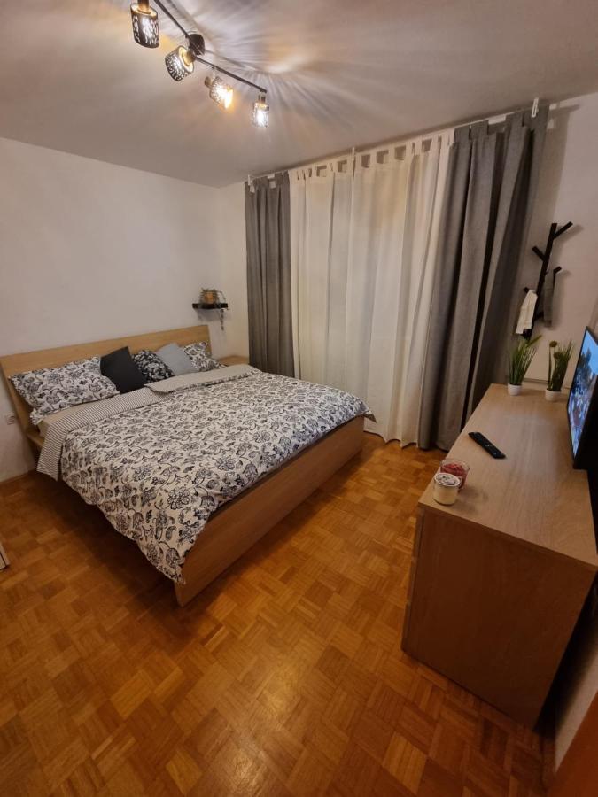 Apartment Gulek Zrece Exterior photo