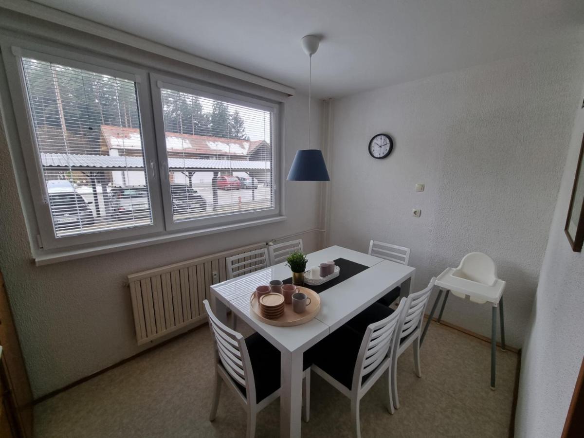 Apartment Gulek Zrece Exterior photo
